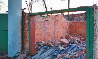 Демонтаж гаражей в Петергофе, цена от 1757 руб. – услуги под ключ от ГОСТСТРОЙ