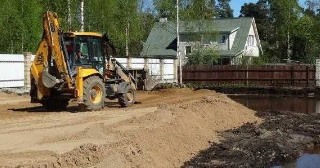 Отсыпка грунта Петергоф, цена от 207 руб.